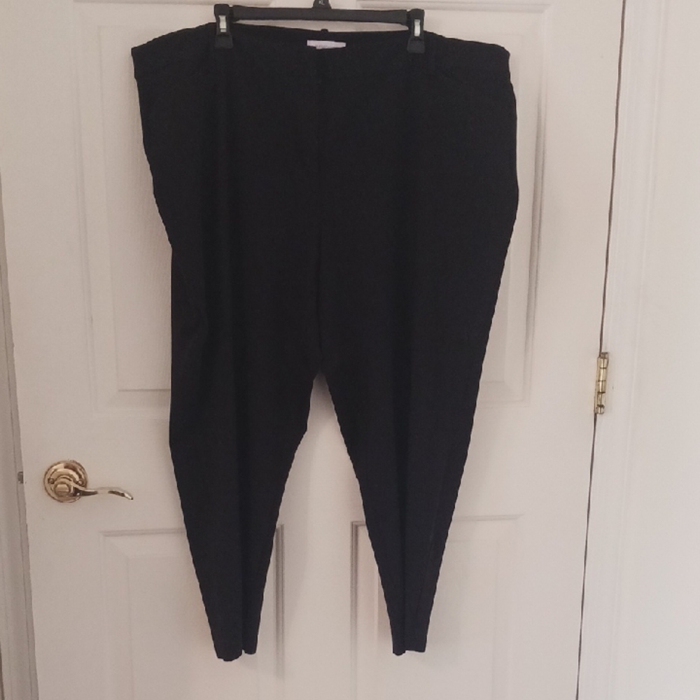 Liz Claiborne Black Relaxed Fit Trousers